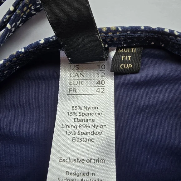 Niptuck Size 10 Navy Blue and White Swimsuit With Gold Flowers Slimming Cruise - Picture 4 of 7